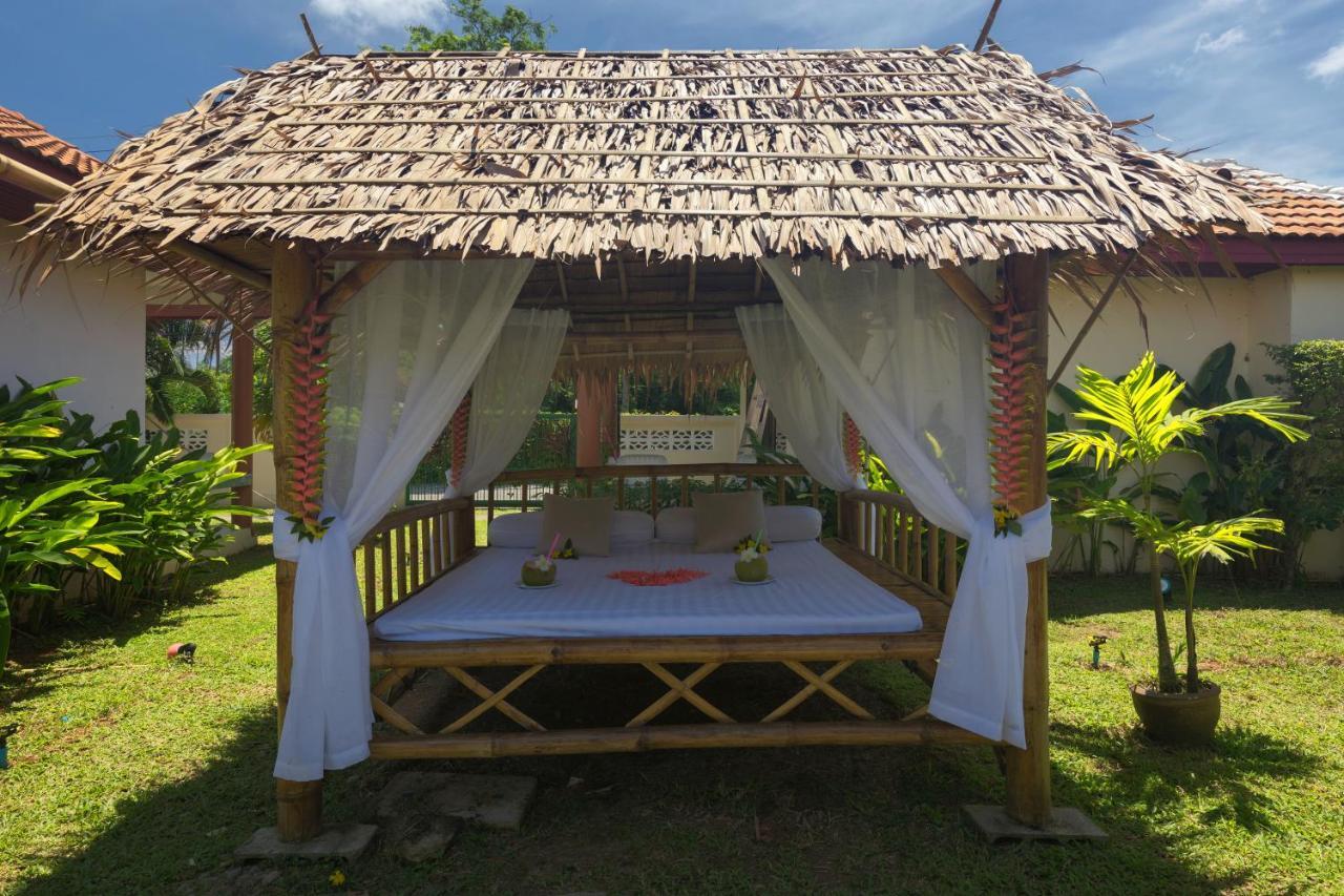 Sansuko Ville Panwa Beach Extérieur photo